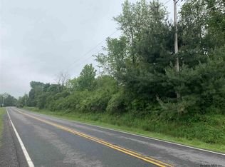 877 Meadowdale Rd, Altamont, NY 12009