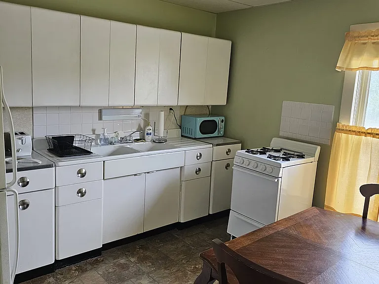 320 N Sherman Ave #1 — Photo 21