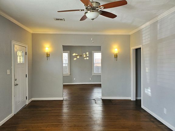 4th image of 2224 N Indiana Ave