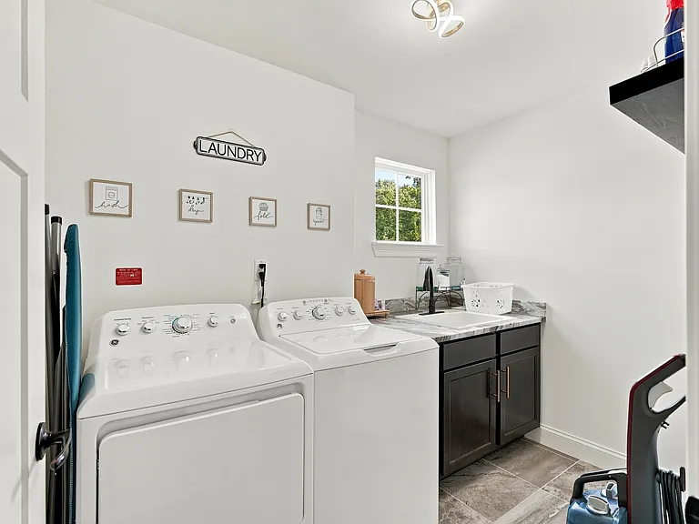47523 Viola Ln — Photo 32