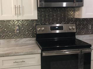 14411 Pine Ln, Woodbridge, VA 22191