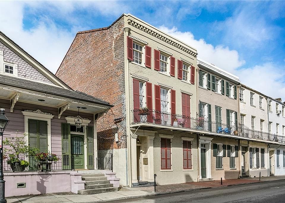 1st image of 827 Burgundy St APT A