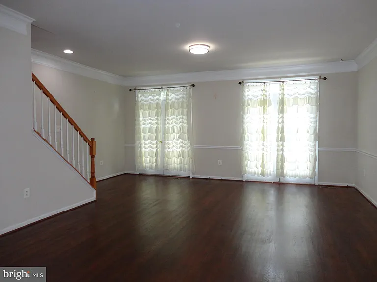 24699 Kings Canyon Sq — Photo 6