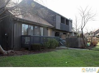 428 Westgate Dr, Edison, NJ 08820