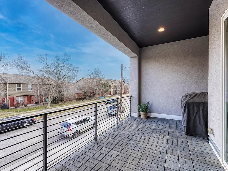 Large balcony off the living room