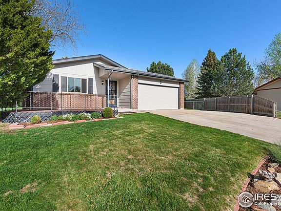 2nd image of 6 Cottonwood Ct