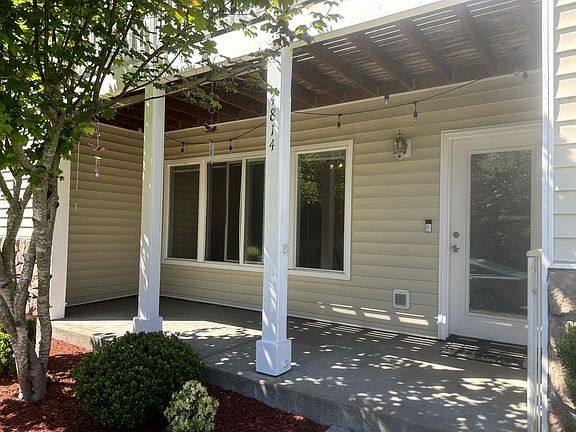 4th image of 4814 43rd Ln SE