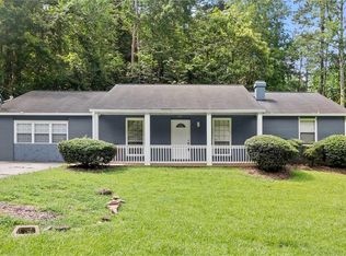3823 Chimney Ridge Ct, Ellenwood, GA 30294
