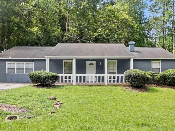 3823 Chimney Ridge Ct, Ellenwood, GA 30294