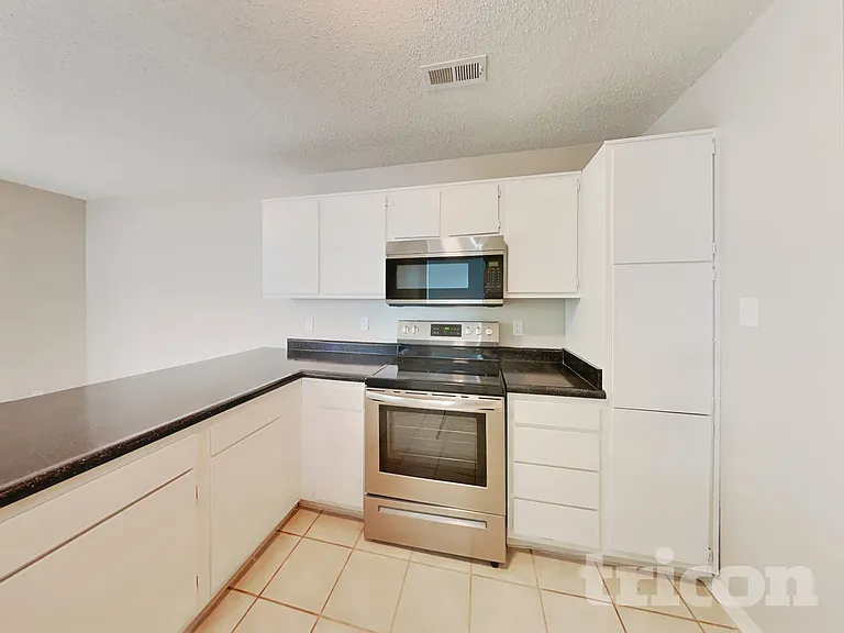 644 Meadows Edge Ln — Photo 6