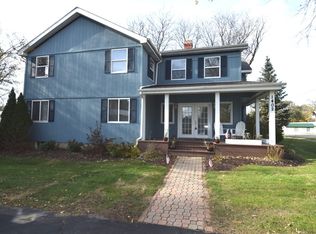 1402 Suydam Rd, Sandwich, IL 60548