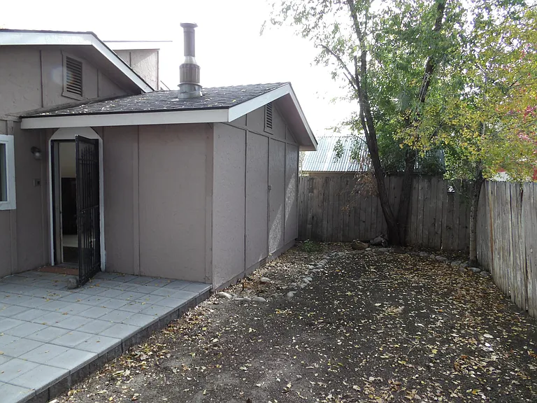 2921 Woodside Blvd — Photo 25