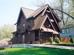 454 Palisades Dr, Akron, OH 44303