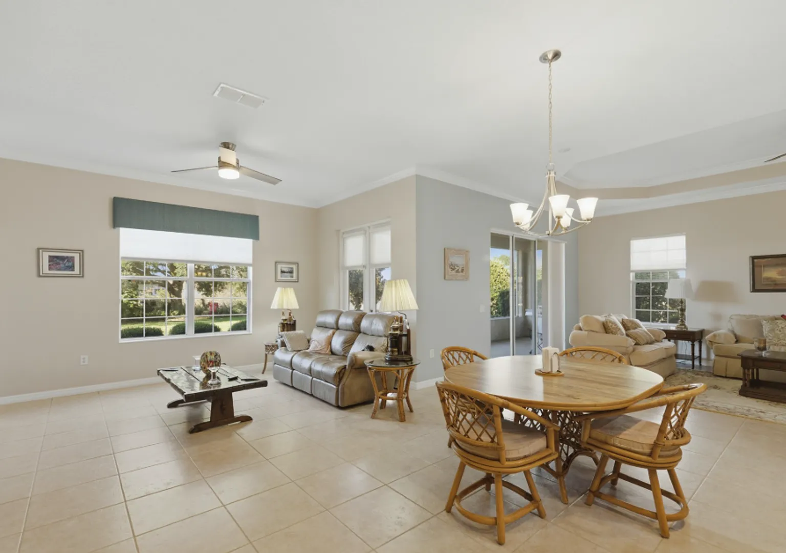 For Rent |Active 55+ Spacious 3BR Home in Candler Hills at On Top of the World Private Cul-de-Sac... — Photo 4
