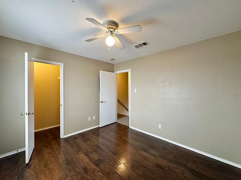 5910 Greengate — Photo 39