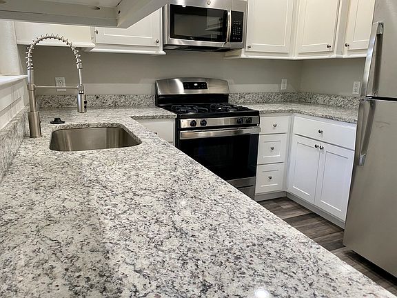 2nd image of 3004 SW Garrison Ln #2