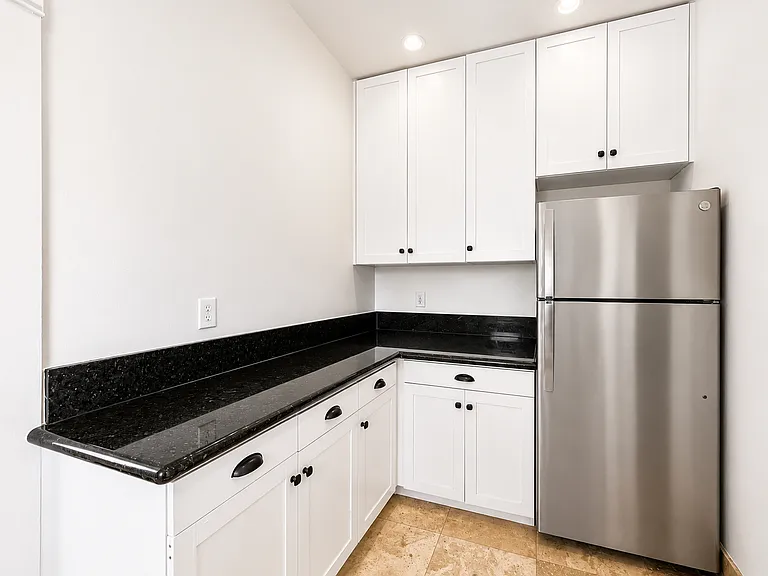 1728 Wilcox Ave #1732-1/2 — Photo 5