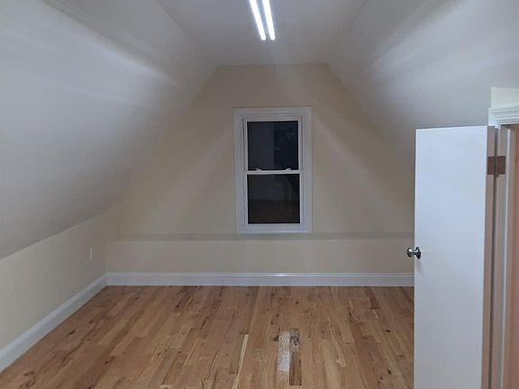 4th image of 601 E 226th Street