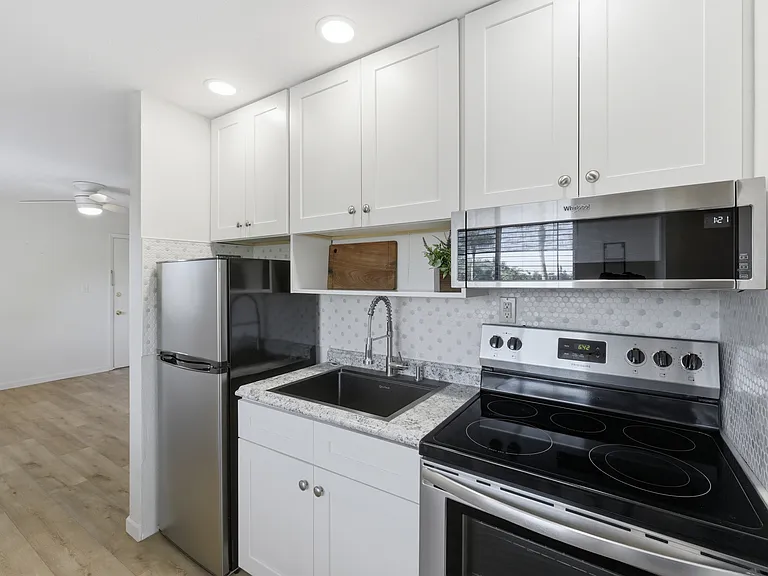 8109 Country Rd #206 — Photo 9