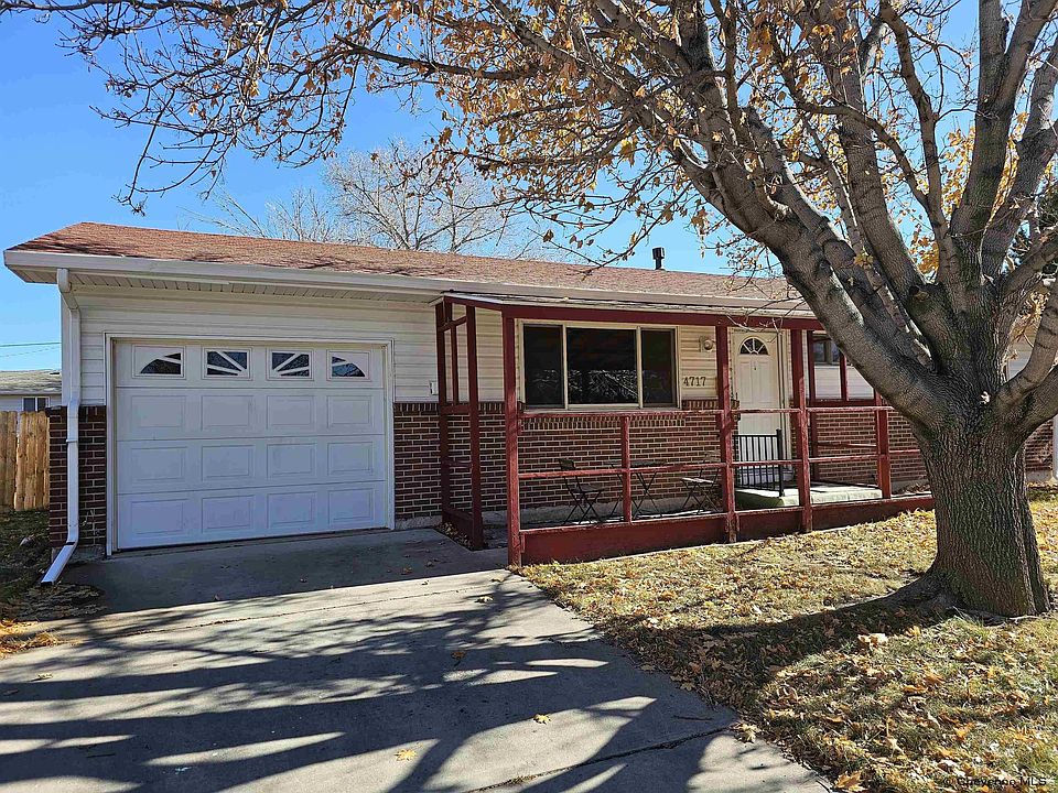 1st image of 4717 Cactus Way