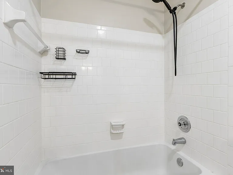 2789 Bordeaux Pl — Photo 22