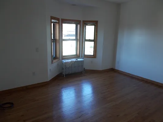 Rented by Farran & Associates | media 7