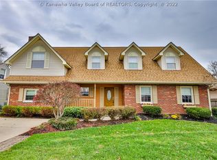 6205 Pine Dr, Huntington, WV 25705