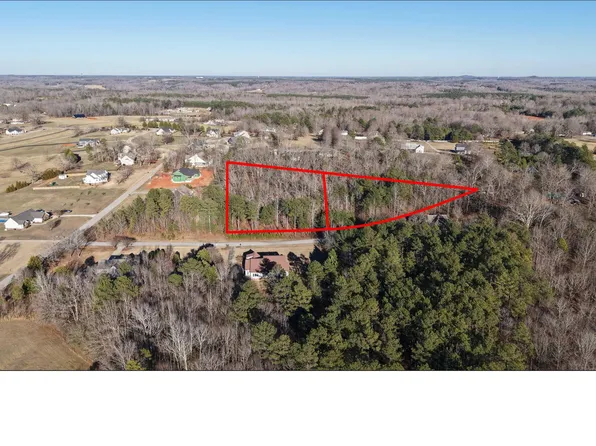 303 Monticello Ct, Gray Court, SC 29645