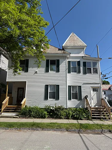40-42 Hickok Pl Photo 1
