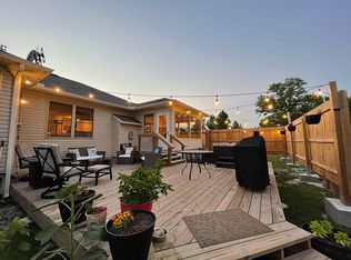 3 Horseshoe Dr, Eureka Springs, AR 72631