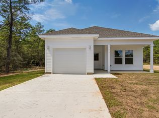 213 Cottage Hill Dr, Defuniak Springs, FL 32433
