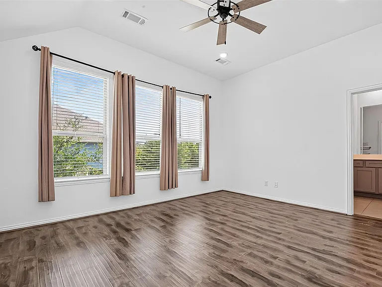 4743 Glen Isle Dr — Photo 22