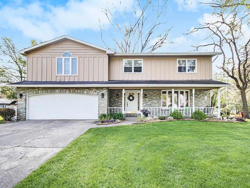 1st image of 52372 Briarcliff Ln
