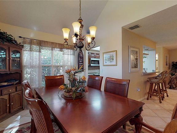 4th image of 1320 Coral Park Ln #301
