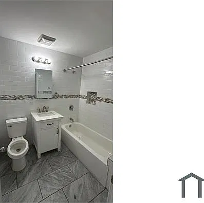 3 bed, 1000 sqft, $3,777 — Photo 4