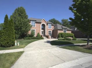 18006 Wildflower Dr, Northville, MI 48168