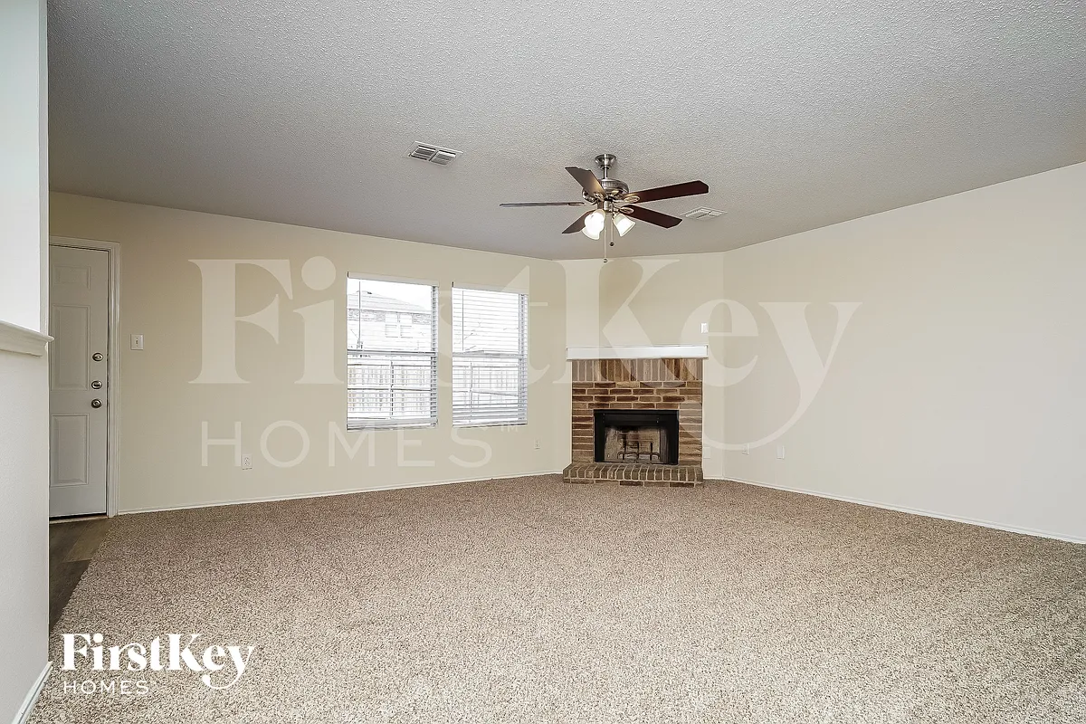 Building Photo - 1464 Greenbrook Dr