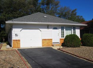 1722 Yorktowne Blvd, Toms River, NJ
