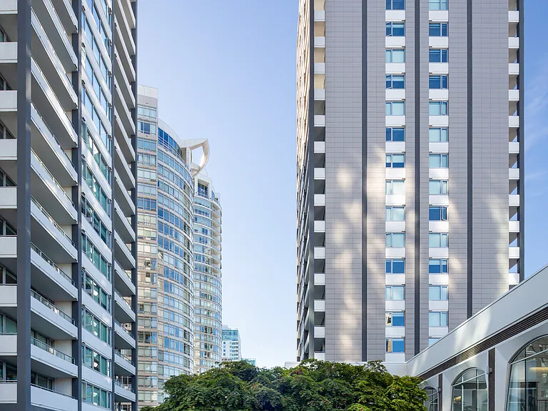 788 Jervis St — Photo 4