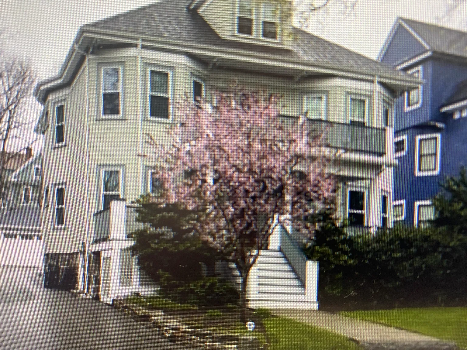 3 bed, 1550 sqft, $3,200 — Photo 1