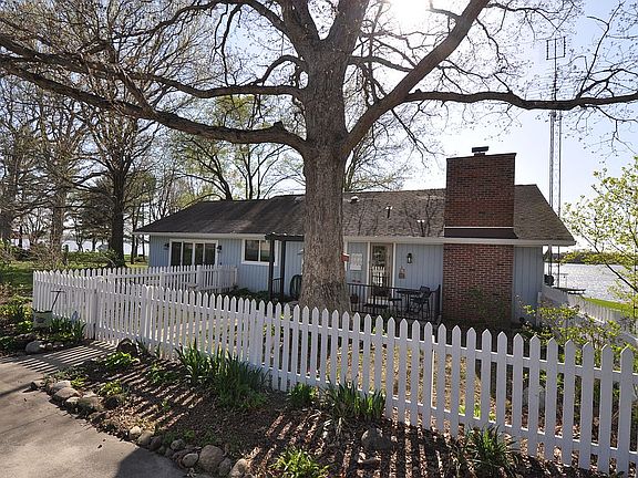 Fenced in Yard