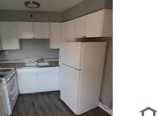 10222 S Walden Pkwy #3A, Chicago, IL 60643