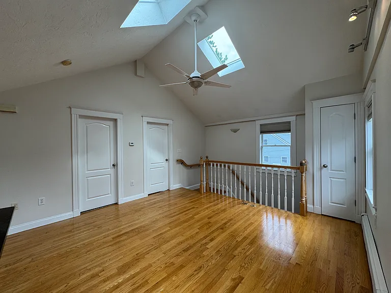 118 Sherman St #118 — Photo 11