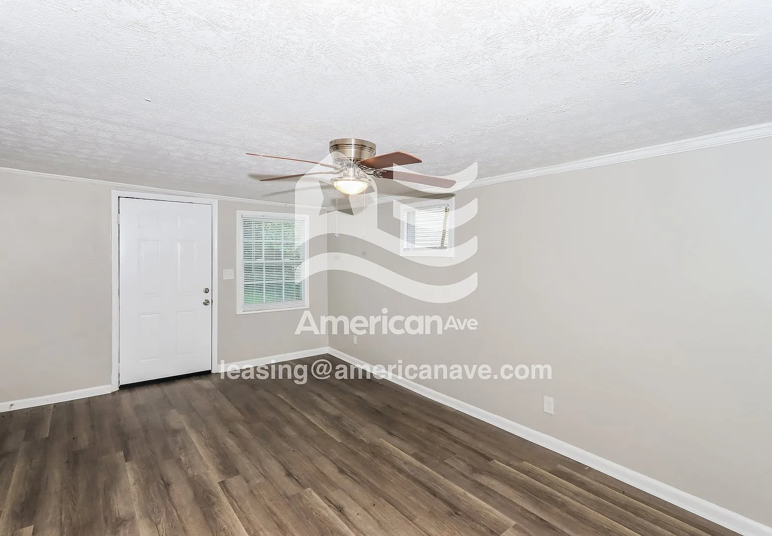 4 bed, 2.0 bath, 1446 sqft, $1,207 — Photo 2