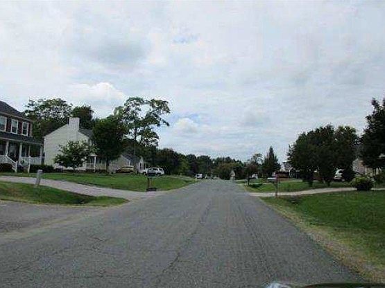 2nd image of 8400 Shire Ct