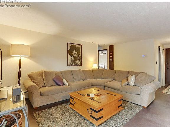 3rd image of 625 N Pennsylvania St APT 212