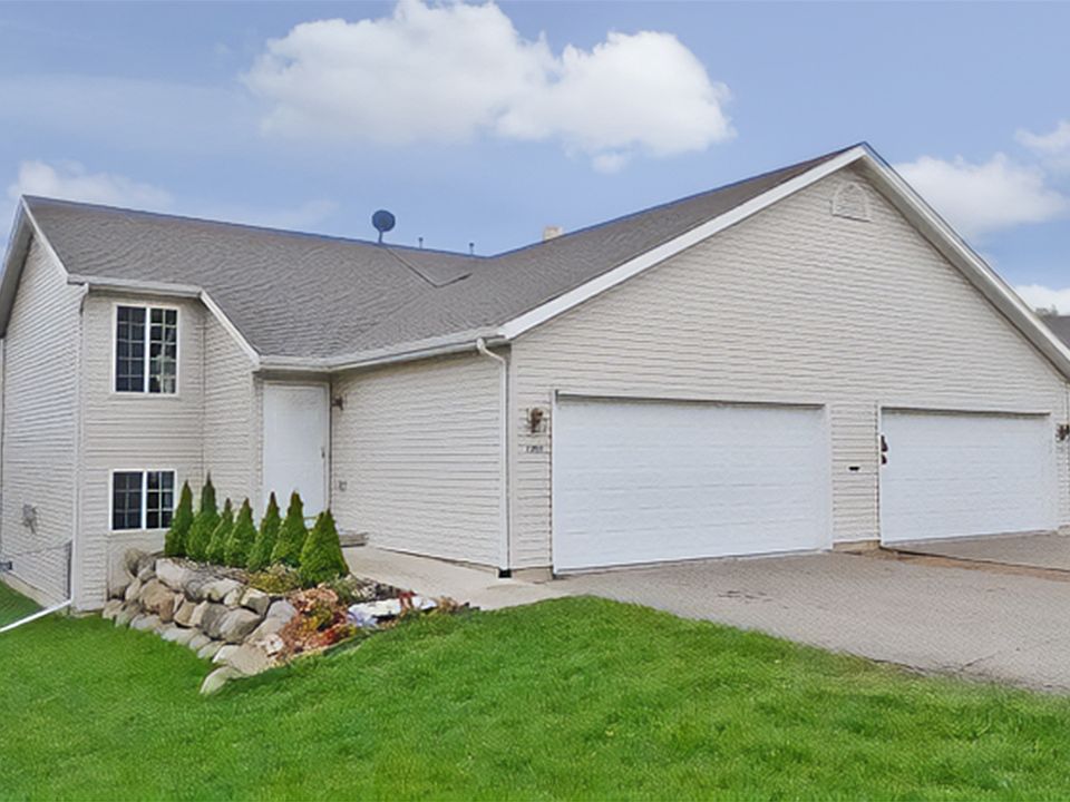1st image of 1233 Winston Dr