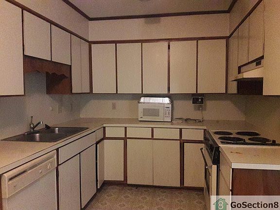 2nd image of 1125 Englemeade Dr