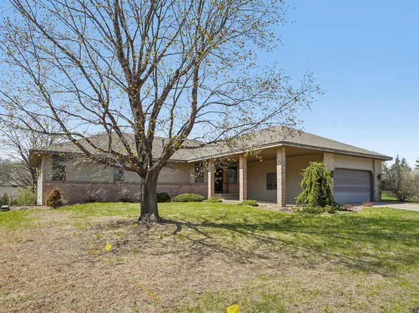 8912 Vincent Pl, Bloomington, MN 55431