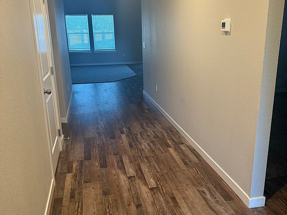 3rd image of 3827 E Holly Ridge Dr